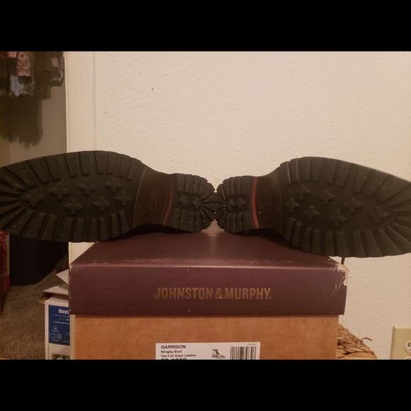 JOHNSTON&MURPHY - Picture 2 of 8